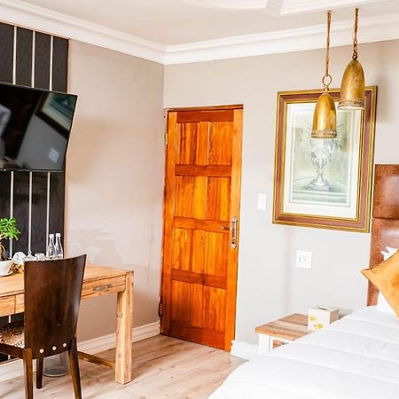 Re-Union Vacations Hotell Hartbeespoort Exteriör bild