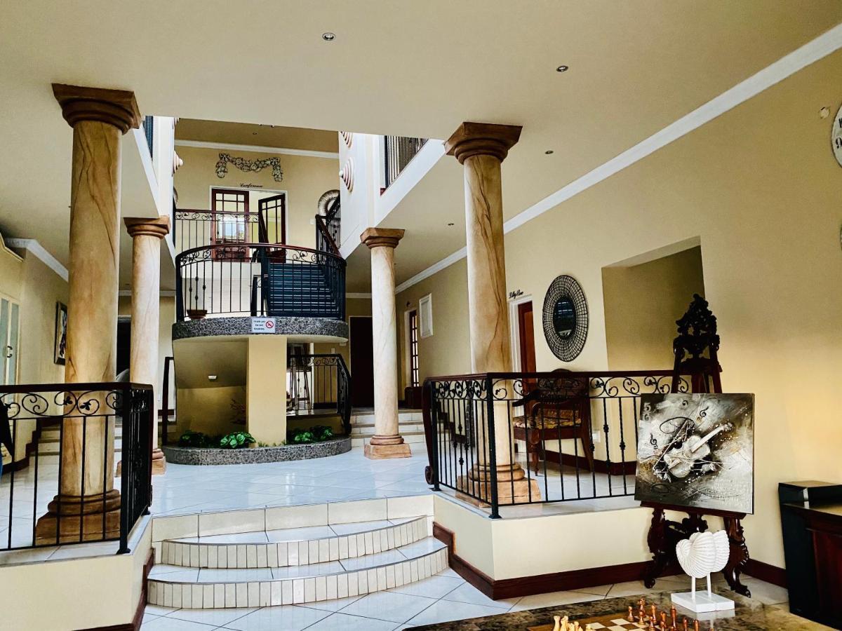Re-Union Vacations Hotell Hartbeespoort Exteriör bild